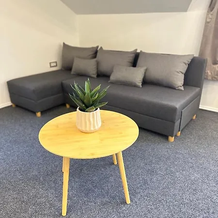 Ξενοδοχείο Royal Moon *