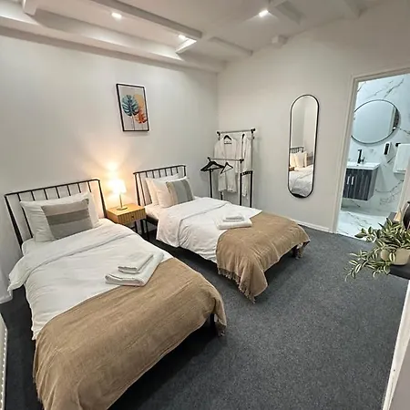 Royal Moon * Σαράγεβο