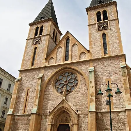 Royal Moon * Σαράγεβο