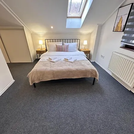 Royal Moon Ξενοδοχείο *